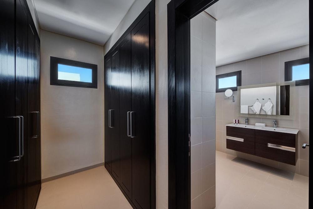 Hyatt Place Taghazout Bay Exterior foto Sliding doors